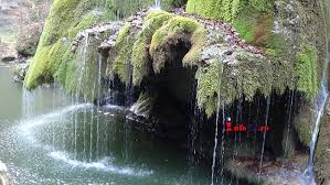 Aceasta pagina prezinta localizarea pe harta a obiectivului turistic cascada bigar, adaugat pe hvp in categoria cascade, zona turistica banat, in judetul caras severin. Cascada BigÄƒr Cu Apa Putina Dar Tot FrumoasÄƒ Video Infocs