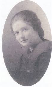 Histories and Mysteries: Family Stories and Genealogy : Venus Perry Creager  North, 1900-2002