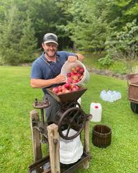 Scott McEnaney defeats Francis Kinney for Mount Anthony Union School  District Board seat