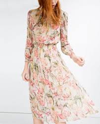 Dies ermöglicht es dem unternehmen, wie inditex selbst betont, die vorlieben der kunden schnell. 13 Schon Zara Abend Kleider Fur 2019 Abendkleid