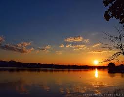 Juan francisco villatoro velázquez ofrece consultas en centro médico de oriente, 2° nivel, local #32, avenida roosevelt sur #204, tel.: Francisco Villatoro Melgar On Behance