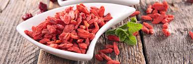 De petits producteurs français se sont lancés dans la culture de baies de goji bio. Baies De Goji Composition Utilisation Vertus Bienfaits Lph