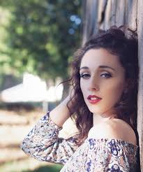 Rachel Latimer's Instagram, Twitter & Facebook