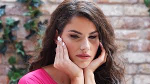 Agardi Szilvi majdnem életét vesztette: leégett a házuk