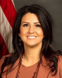 Amanda Primeaux's Instagram, Twitter & Facebook