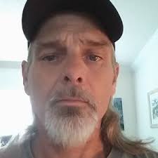 Freddie Reeves (@JohnGre99397869)