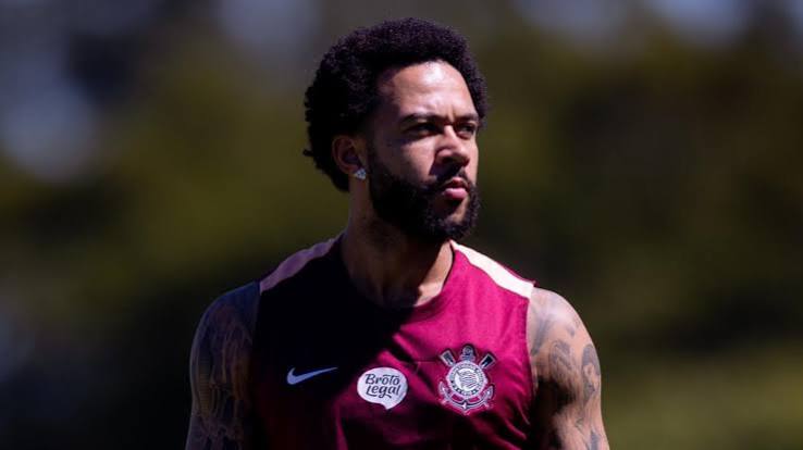 Jornal espanhol denota 'novela Memphis' no Corinthians: 'Vergonhoso' | R&aacute;dio Itatiaia
