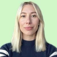 Charlotte Nelson's Instagram, Twitter & Facebook