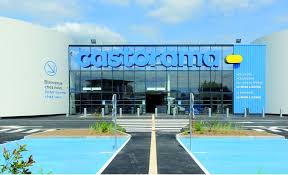 Kingfisher A Nouveau Tire Vers Le Bas Par