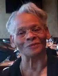 Leslie Akers's Instagram, Twitter & Facebook