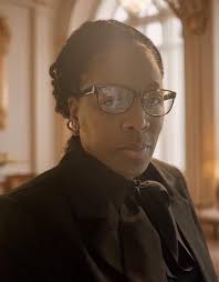 Jamie Foxx told Eddie Murphy not to do stand-up anymore because his house  was "too nice and he was no longer funny." During The Hollywood Reporter's  Stand-Up Emmy Roundtable alongside Hasan Minhaj,