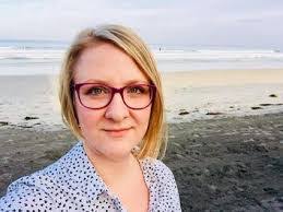 Lauren Clemens's Instagram, Twitter & Facebook