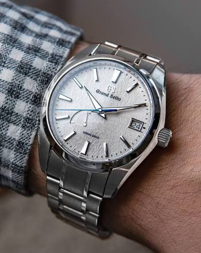 Grand Seiko's SBGA211 “Snowflake” continues to be one of the best  demonstrations of the brand's strengths. A masterclass in the intentional  use of subtlety, what appears from far away to be a
