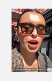 Any real people or couples in here from York pa ?we're looking for friends 