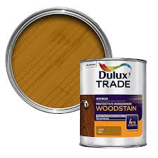 The woodskin surface provides a slight satin appearance, providing the physical sensation of the grain and knots in the original wood veneer. Dulux Trade Light Oak Satin Wood Stain 1 Tradepoint