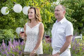 Released august 12th, 2017, 'summer in the vineyard' stars rachael leigh cook, brendan penny, marcus rosner, tegan moss the g movie has a runtime of about 1 hr 30 min, and received a user score of. Its A Wonderful Movie Your Guide To Family And Christmas Movies On Tv Summer In The Vineyard A Hallmark Channel Original Summer Nights Movie