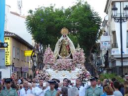 Te suplicamos, señor, que nos asista con su intercesión poderosa la santísima virgen maría, madre y reina del carmelo, para que, guiados por su ejemplo y protección, lleguemos hasta la cima del monte de la perfección que es cristo. Virgen Del Carmen Historia Y Curiosidades De La Patrona De Los Marineros Yo Soy Mujer