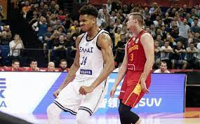 Maybe you would like to learn more about one of these? Moyntompasket Ellada Mayroboynio Ena Tromero Highlight Toy Giannh Antetokoynmpo Sports Thepressroom Gr
