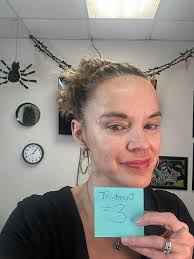 Non-invasive Celluma Contour treatment for body sculpting