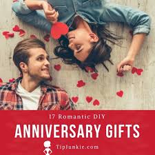 Experience the perfect jamaica, antigua, bahamas or saint lucia all inclusive vacation, luxury weddings, or honeymoons. 17 Unique Anniversary Gifts To Express Your Love Tip Junkie