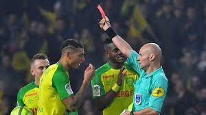Click here to see the latest diego carlos career stats, previous and upcoming games, news, ratings the playing stats (including matchratings) of diego carlos for the 2020/2021 season, with other. Skandal Schiedsrichter Tony Chapron Soll Referee Des Jahres Werden