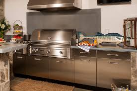 outdoor kitchen drawers & doors in