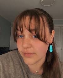 Lily Oakley's Instagram, Twitter & Facebook