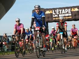 Officiellement dévoilé ce mardi, le tour de france 2018 s'élancera le samedi 7 juillet depuis noirmoutier, en vendée. Cyclists Anticipate Sprinters Sportive As Official Le Tour De France Event Returns To The Capital