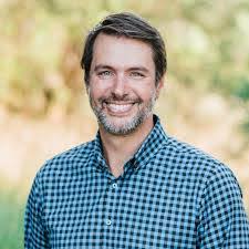 Lauren Autrey's Instagram, Twitter & Facebook