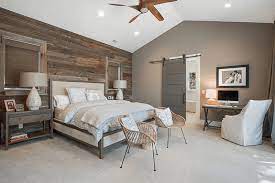 Common features include huge windows and large decks to help take in the views as well as rugged exteriors and exposed wood beams. Modern Rustic Bedroom Retreats Mountainmodernlife Com