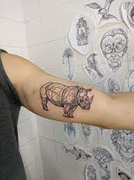 Rhino By Nouvelle Rita At Big Boys Tattoo In Lisbon Portugal Rhino Tattoo Rhino Tattoos Boy Tattoos
