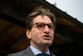 D.C. Memo: Blowback for Dean Phillips; Schultz preparing to take