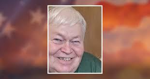 Norman Schilling's Instagram, Twitter & Facebook