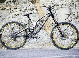 Pin By Fernie On Dreams Road Bikes And Vtt Downhill Bike Racing Bikes Bike