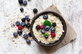 One study in 48 adults demonstrated that eating oatmeal increased feelings of fullness and reduced hunger and calorie intake at the next meal (2). 10 Oatmeal Mistakes To Avoid Plus The Health Benefits Of Oats