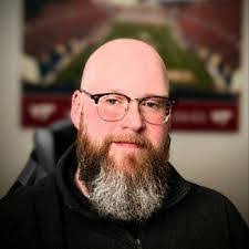 Gus Phillips's Instagram, Twitter & Facebook