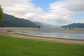 Offers family fun with waterslides, naturally heated pool, hot tub, water playground, campground, cabins,yurts, tepees and more. Things To Do In Harrison Hot Springs And A Guide To Attractions At Harrison