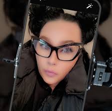 Just dropped new video "MOZES" , I pray it blesses yal.