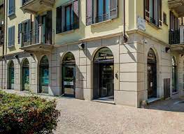 In ottemperanza alla normativa di riferimento sul prodotto mutuo facile 100% si raccomanda a tutte le filiali di inoltrare, contestaualmente alla stipula/erogazione della singola pratica di mutuo, alla scrivente direzione retail, il modello di adesione mmm00052 debitamente compilato e sottoscritto dal mutuatario comprensivo di copia della contabile di pagamento del premio relativo. La Banca Popolare Di Vicenza Inaugura La Nuova Filiale A Lecco Lecco Notizie