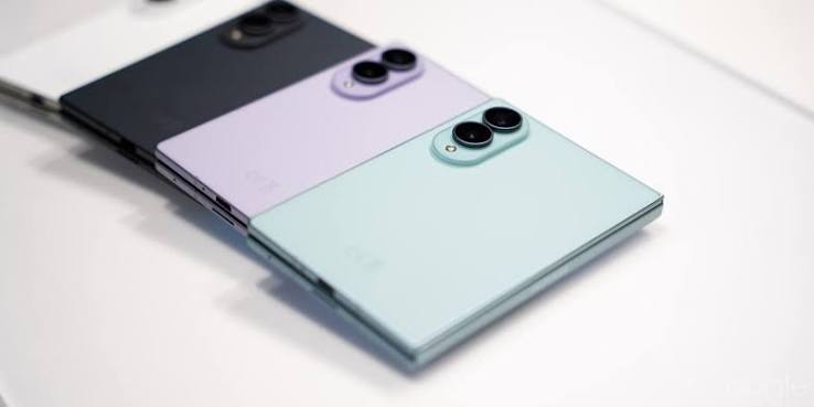 Galaxy Z Fold 8 màu xanh Pistachio cháy hàng cực nhanh