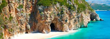 A country in southern europe, albania is located in the western. Voyage Albanie Entre Celibataires Ou Solos Randonnee Et Trek Avec Les Covoyageurs