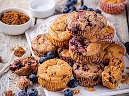 Honig, margarine, ei, mehl und backpulver in eine schüssel geben und mit einem löffel zusammenrühren, bis der teig gut vermengt ist. Kuchen Ohne Zucker Backen Mit Naturlicher Susse Lecker