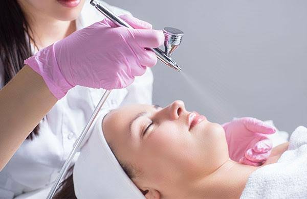 Oxygen Facial Treatment Benefits for Hydrated, Brighter Skin - Germaine De  Capuccini