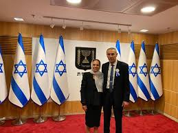He currently serves as a member of the knesset for likud and as deputy minister in the prime. ×¤×˜×™×Ÿ ×ž×•×œ× Fateen Mulla ×¤×˜×™×Ÿ ×ž×•×œ× Fateen Mulla