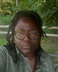 Summer poetry organizing. #glossier kind of day I smell like strawberries  and hopes and dreams @glossier