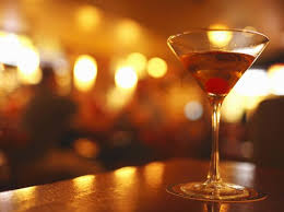 Si compone di vermouth secco e dolce, whiskey canadese e beater. La Ricetta Manhattan Storia E Ricetta Del Re Dei Drink Cook