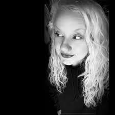 Sarah Turney (@SarahETurney)