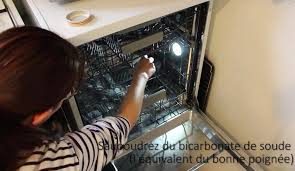 Un Lave Vaisselle Plus Propre En Trois Etapes Et Deux Produits Astuces De Grand Mere Lave Vaisselle Lave Vaisselle