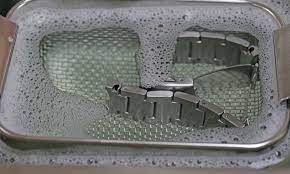 Since all watch bands come in only a few standard sizes, it is most common to have a watch with a metal band that is too long. Polishing A Stainless Steel Watch Case Esslinger Watchmaker Supplies Blog