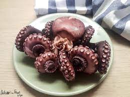 Come Cucinare Il Polpo Morbido Trucchi Consigli E Falsi Miti Idee Alimentari Ricette Di Cucina Cucinare Il Pesce